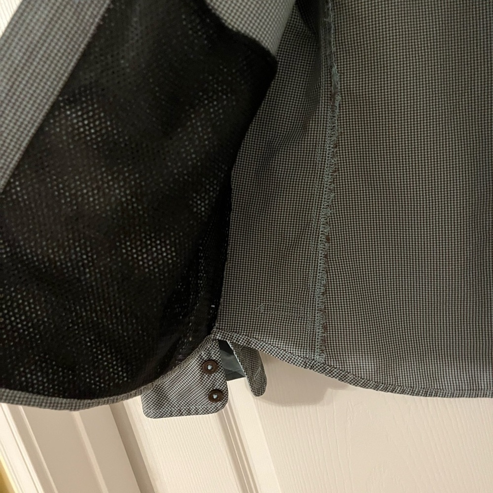 Ladies Medium The North Face Boulder Long Sleeve Shirt. Side Security Pocket - Picture 10 of 13